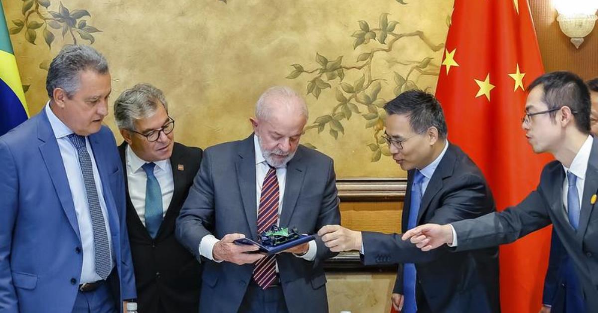 China anuncia R$ 27 bilhões em investimentos no Brasil