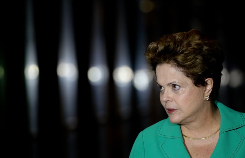 Estado brasileiro pediu desculpas formais por violações cometidas contra Dilma Rousseff durante o regime militar.