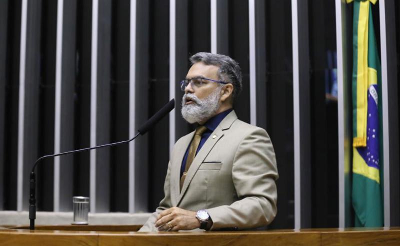 O deputado Allan Garcês (PP-MA) é relator da proposta sobre saúde mental
