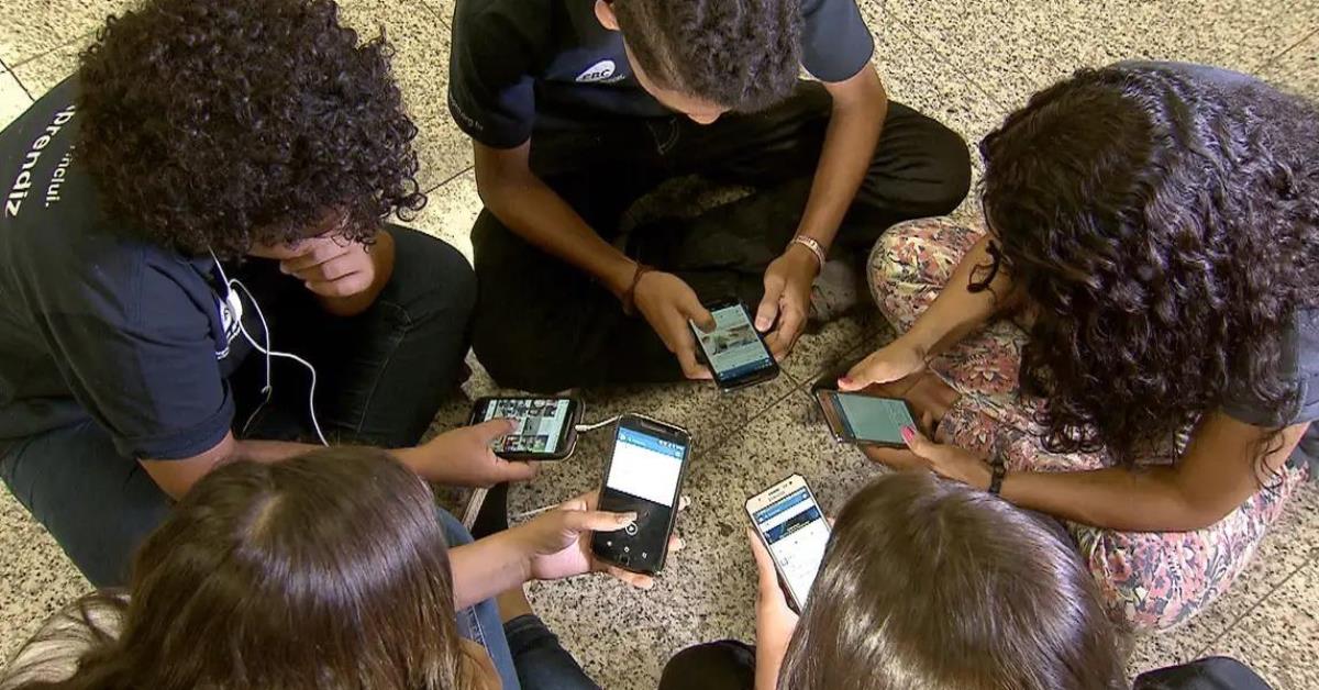 Comissão debate sobre proteção de dados e responsabilidade digital