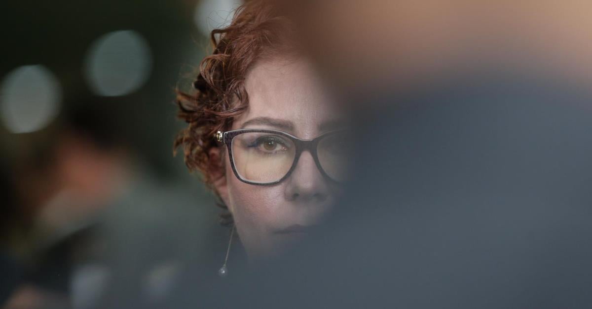 Condenada e inelegível, Zambelli anuncia candidatura da mãe e do filho