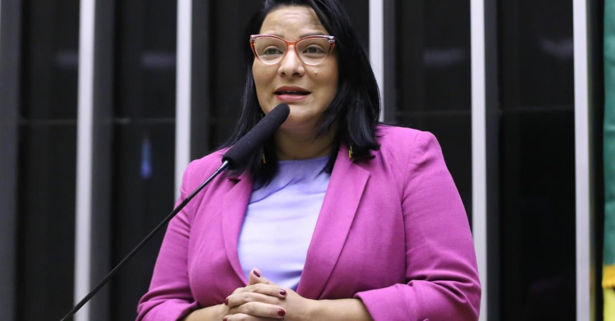 Deputada propõe programa nacional de acompanhamento do idoso