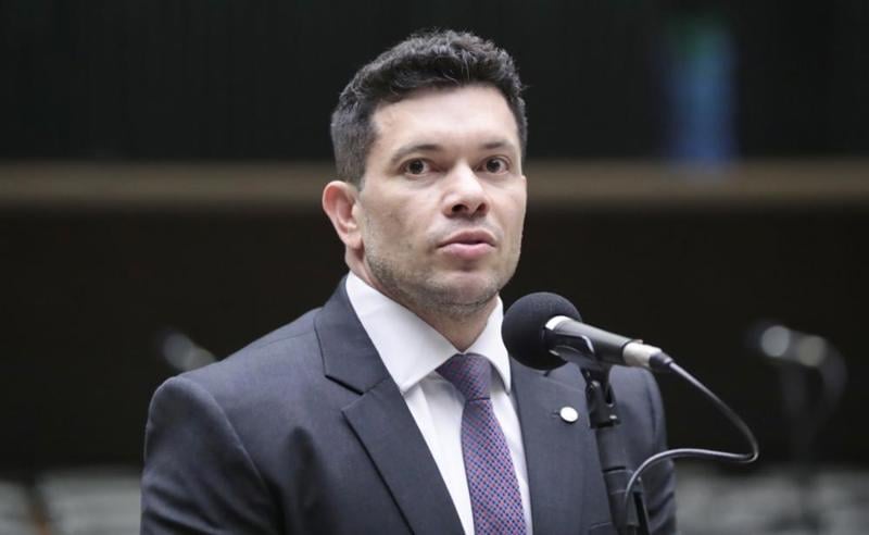 O deputado Acácio Favacho (MDB-AP) é autor da proposta.