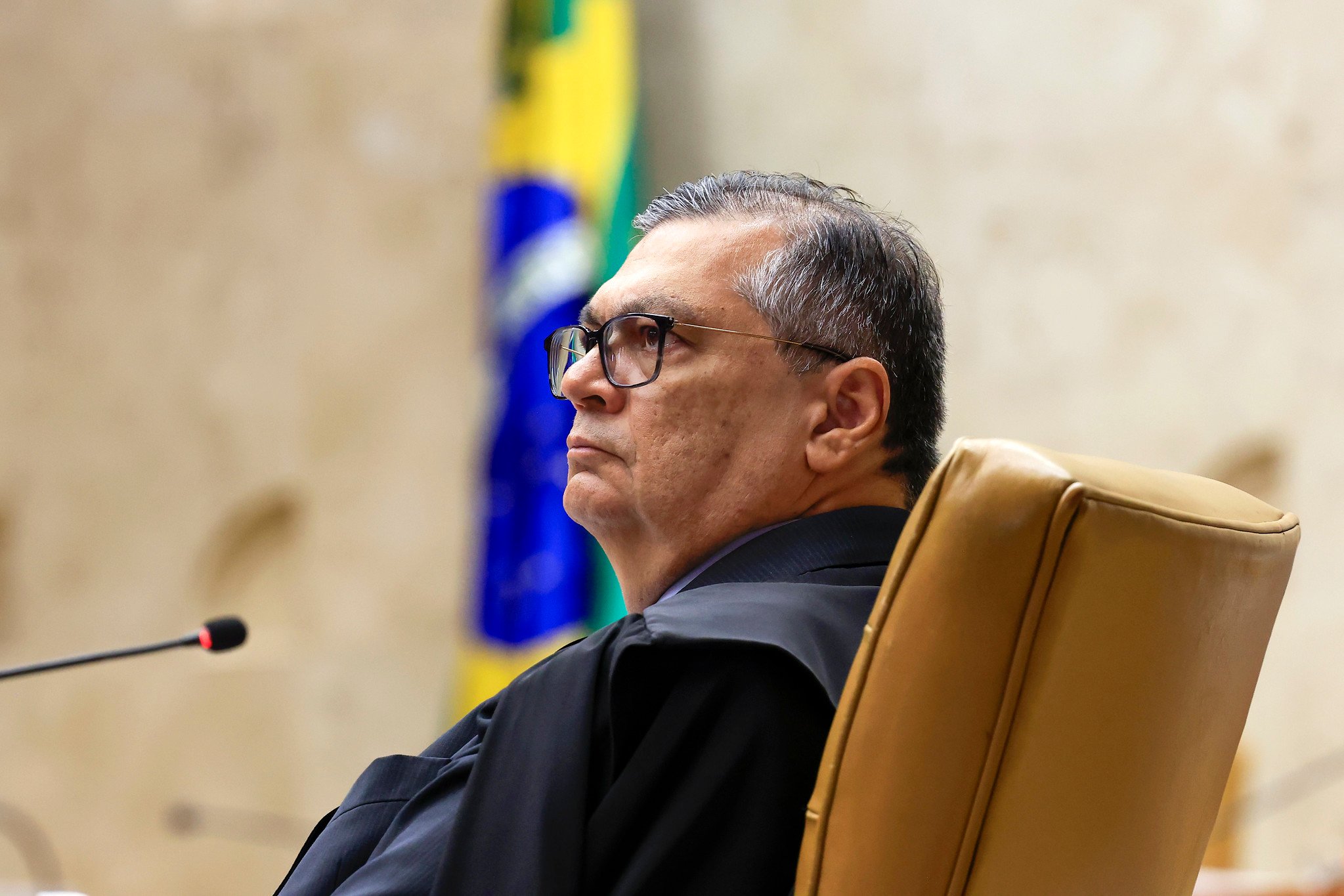Ministro deu cinco dias para as demais partes interessadas se manifestarem sobre posição de Sóstenes.