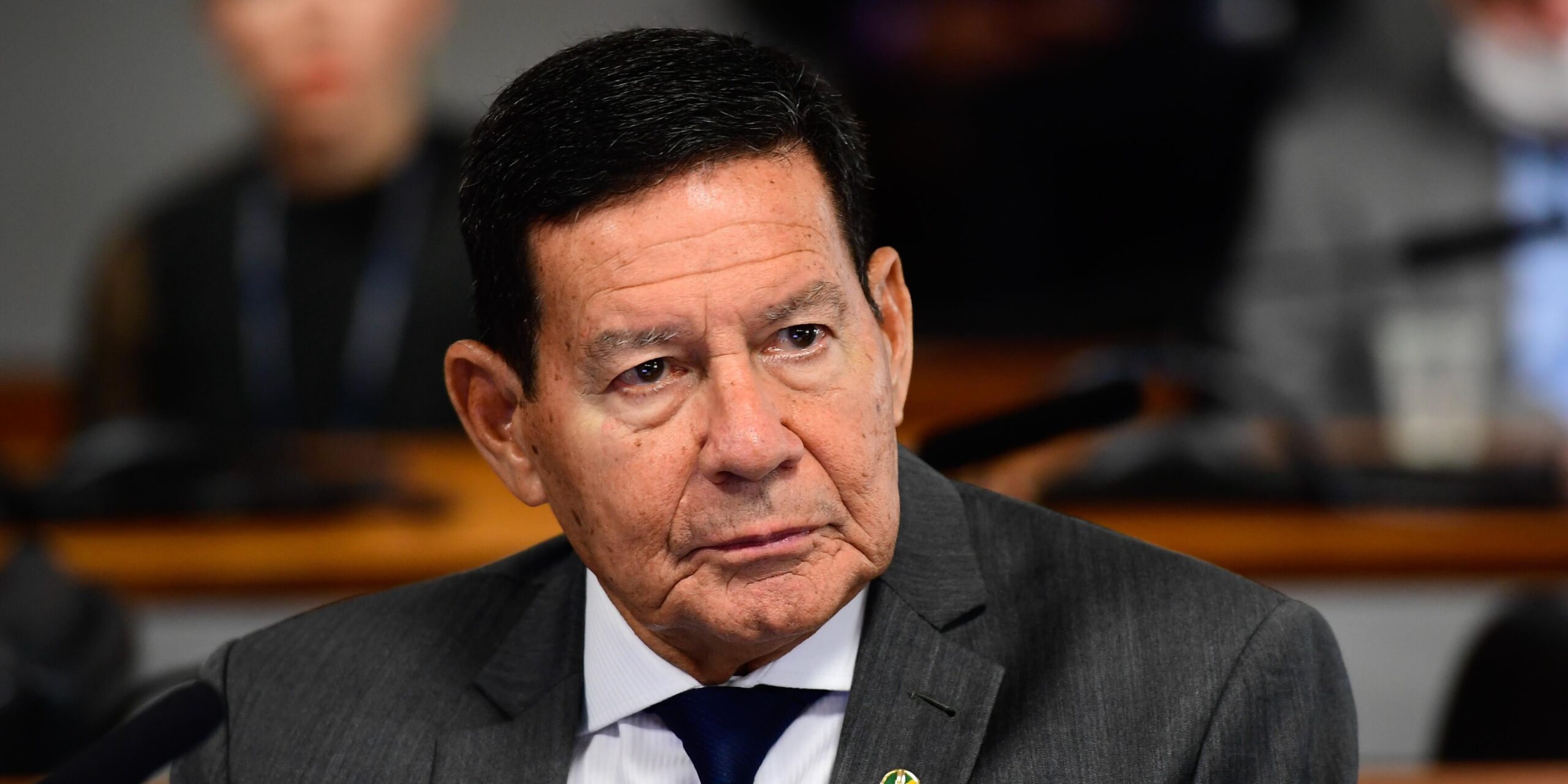Em depoimento, Mourão nega conhecimento da minuta do golpe
