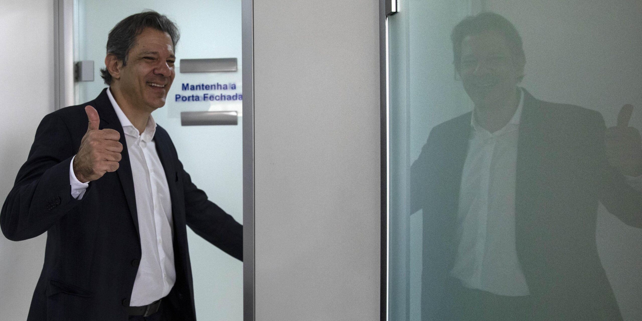 Equipe econômica finaliza plano para cumprir meta de déficit zero