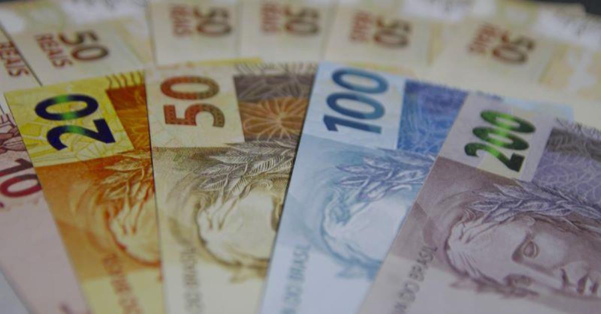 Governo eleva previsão do PIB de 2025 para 2,4% e prevê inflação de 5%