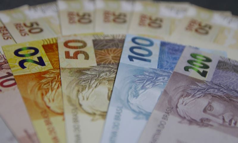 Previsões foram divulgadas no Boletim Macrofiscal, nesta quarta-feira (21).