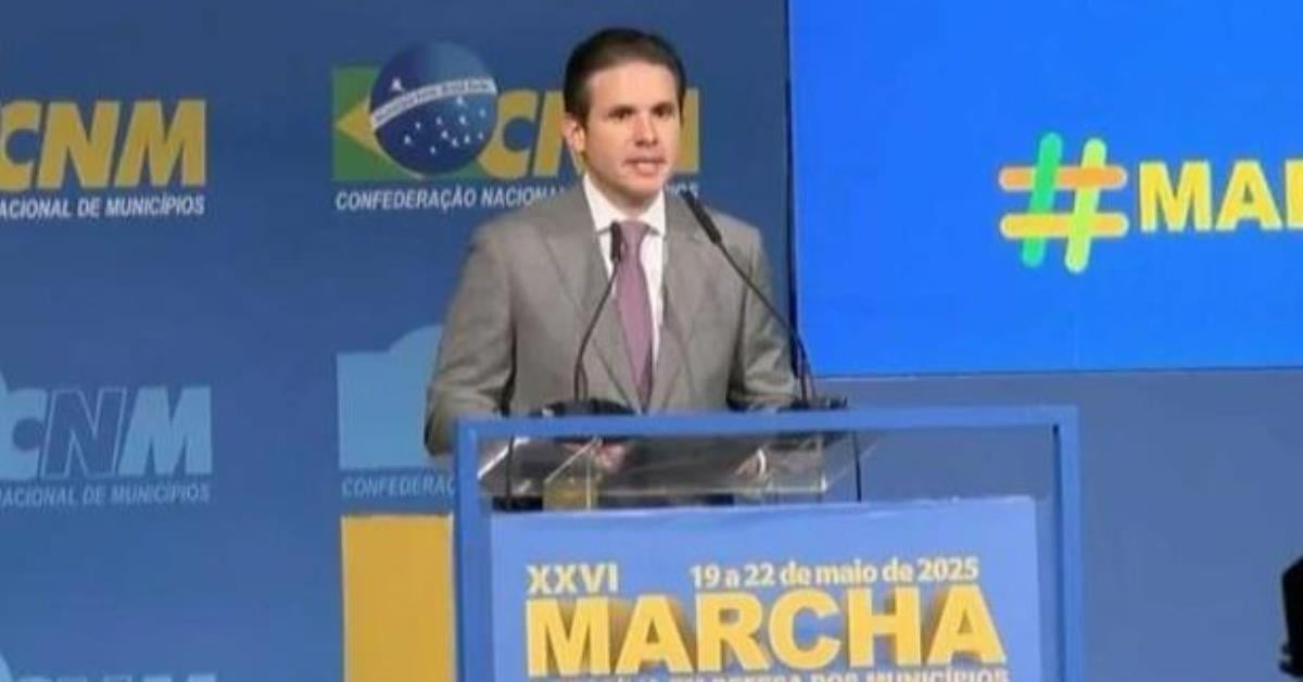 Hugo Motta defende diálogo entre entes federativos