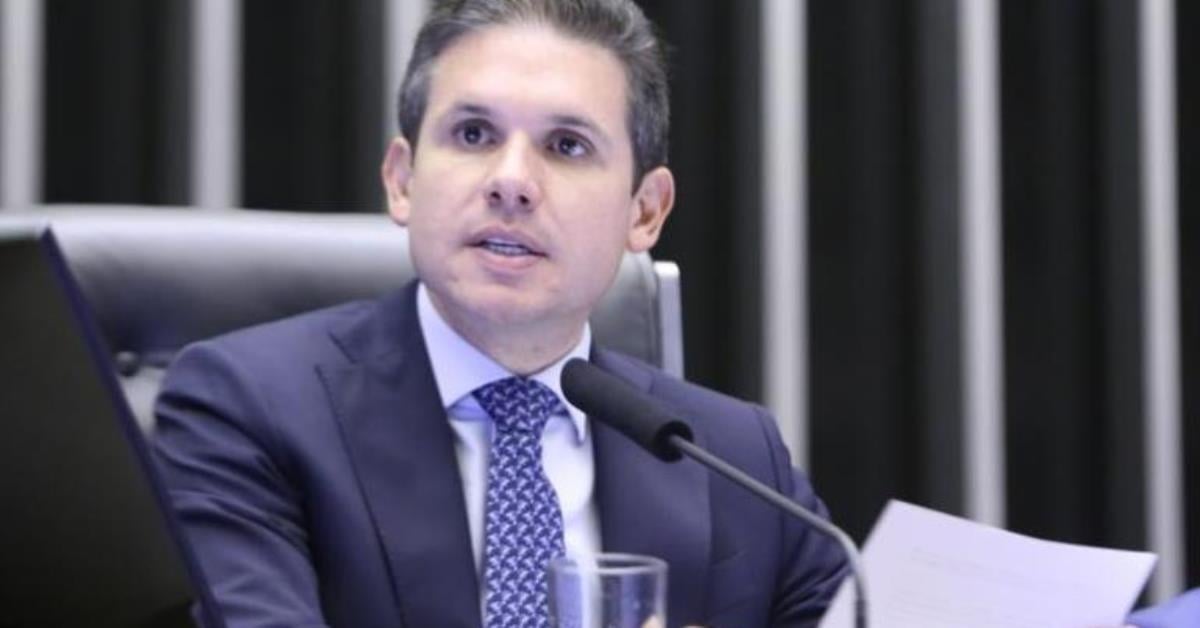 Hugo Motta defende responsabilidade fiscal: “Inegociável”