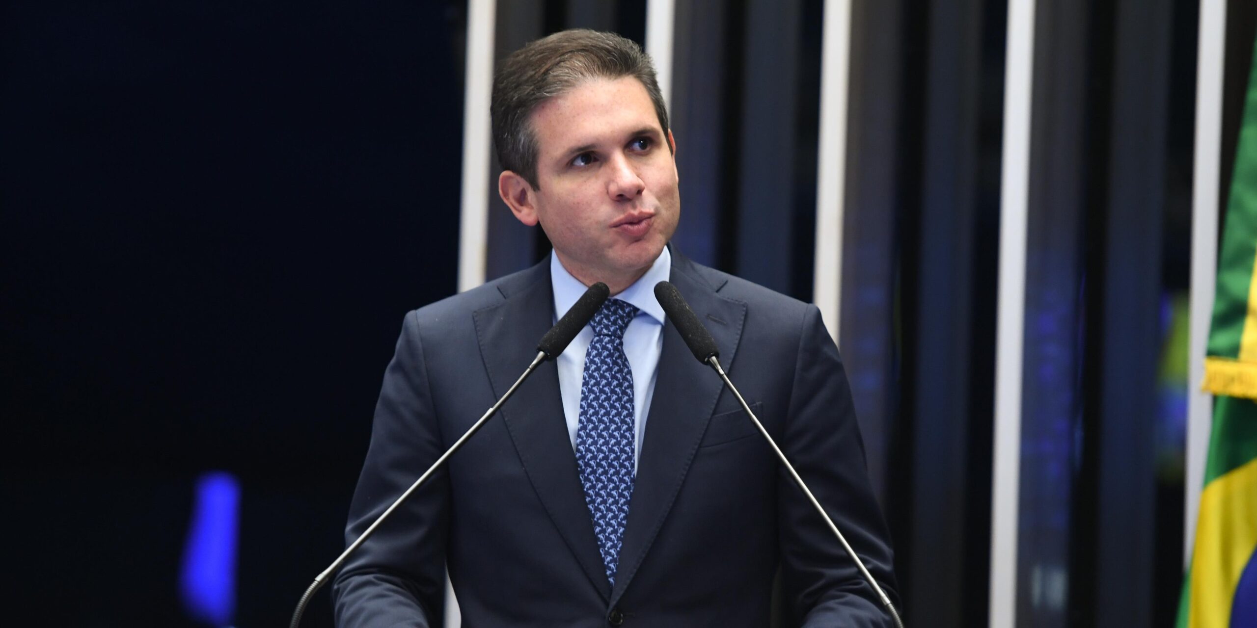 Hugo Motta defende universalização do acesso à energia elétrica