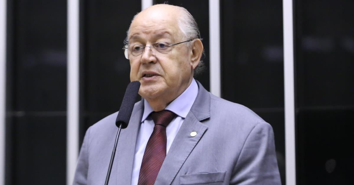 INSS: Hauly propõe suspender descontos sem autorização prévia