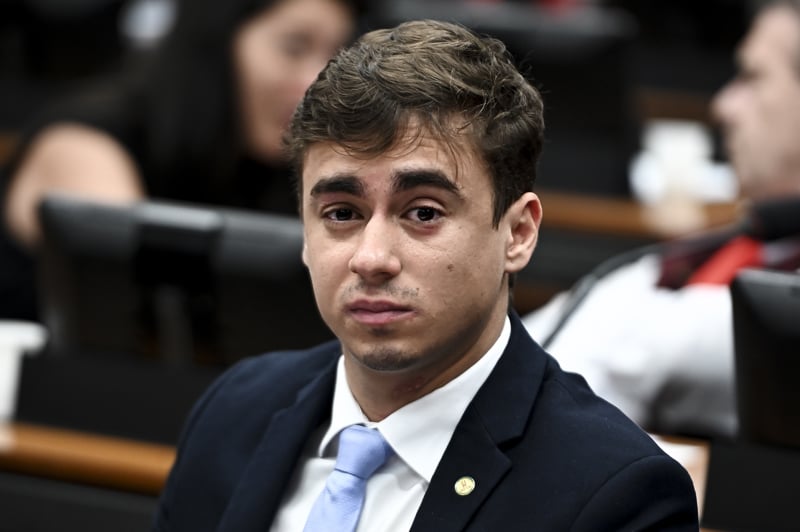 Juiz atendeu a pedido de Nikolas Ferreira, deputado que gravou vídeo culpando o governo pelos desvios de aposentadorias