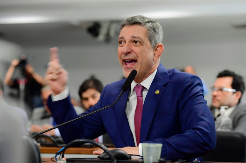 Senador Rogério Carvalho,