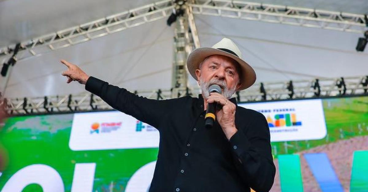 Lula defende regulação das redes: “Não é possível não ter controle”