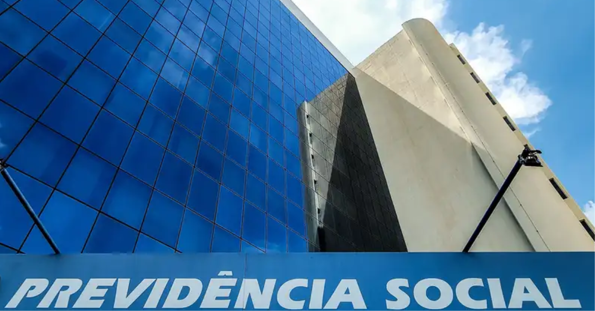 Lula ou Bolsonaro: descontos no INSS antecedem dois últimos governos