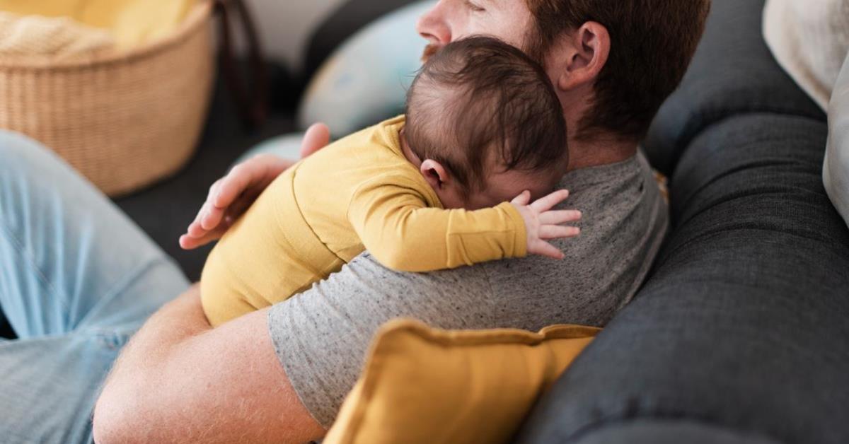 Maioria dos parlamentares apoia licença-paternidade de 30 dias