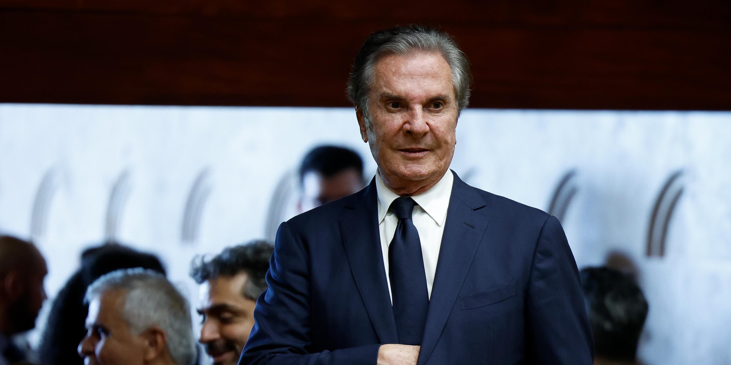 Moraes suspende passaporte diplomático de Fernando Collor