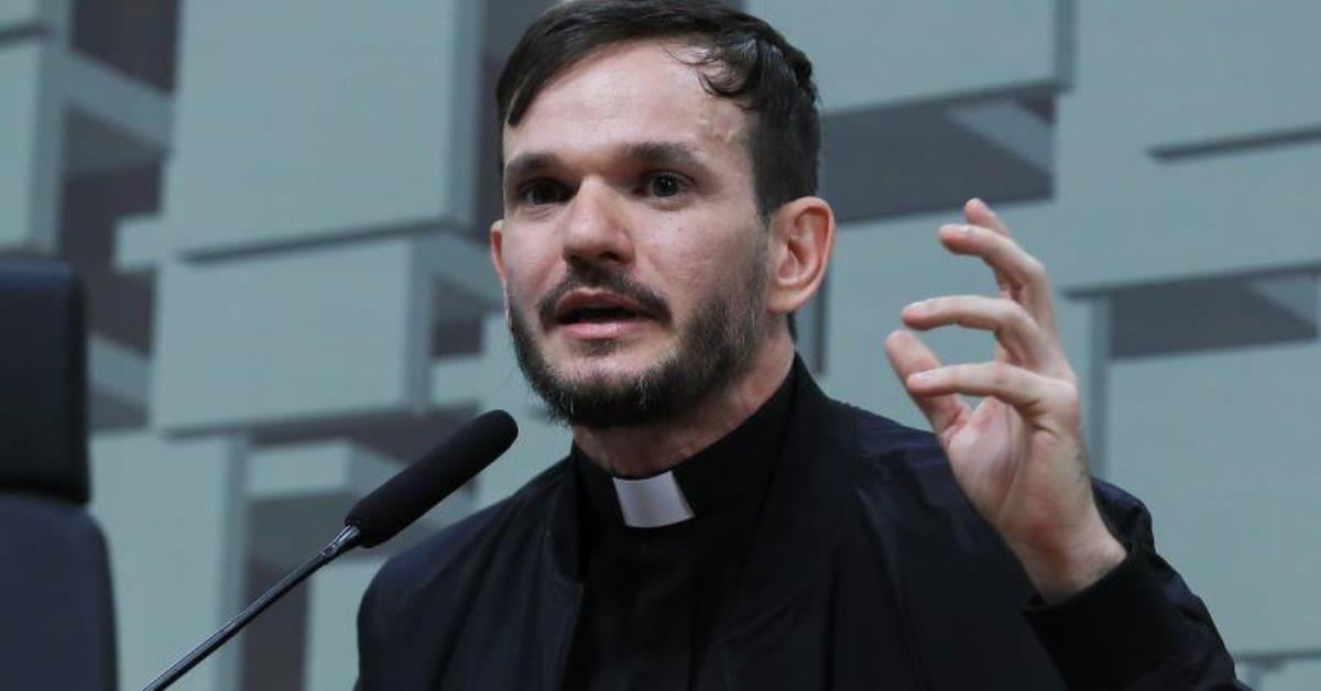 Padre relata já ter recusado oferta de R$ 560 mil para divulgar bets