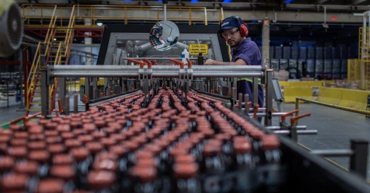 Prévia do PIB acelera em março e aumenta 0,8%, diz Banco Central