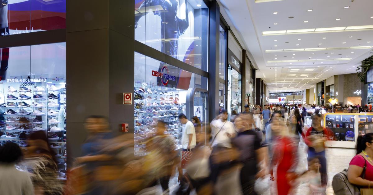 Reajuste de servidores federais deve injetar R$ 16 bilhões na economia