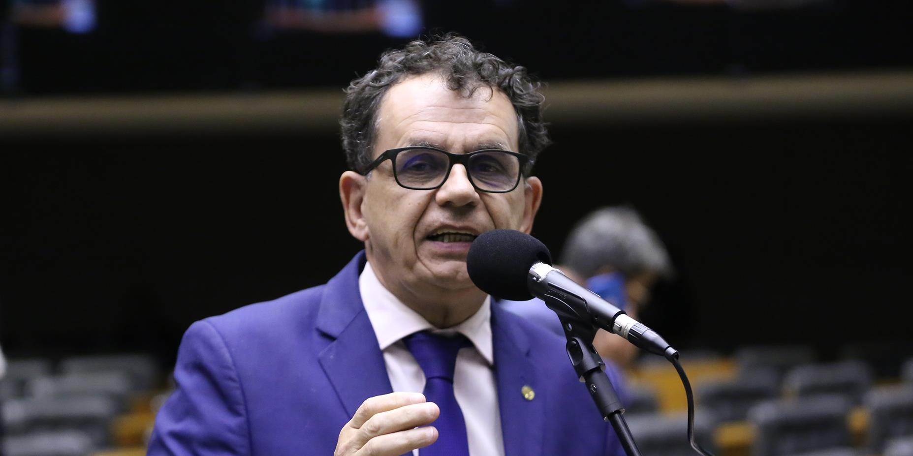 Reimont entra na disputa pelo PT-RJ com respaldo de lideranças