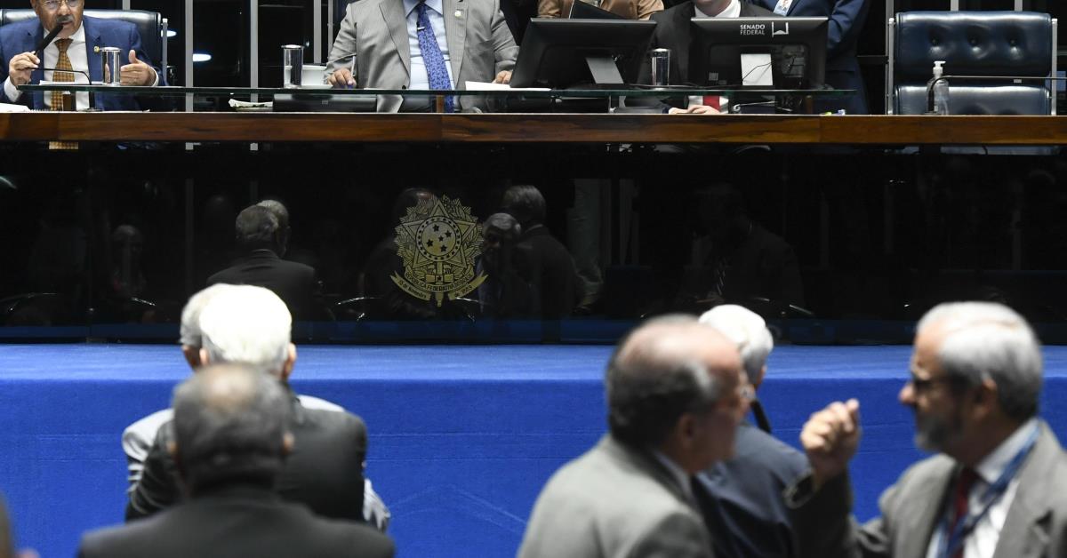 Senado cria Comenda Governadores pela Alfabetização de Crianças