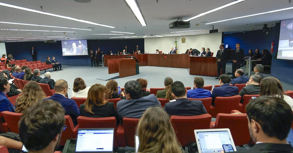 STF acata denúncia contra 10 dos 12 acusados do Núcleo 3