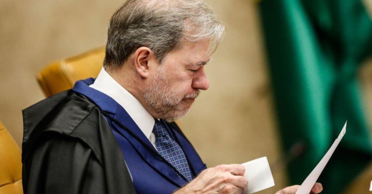 STF dá seis meses para Congresso legislar sobre retenção salarial