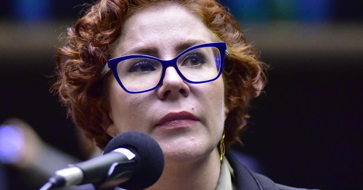 Zambelli é condenada a 10 anos de prisão por invasão ao sistema do CNJ