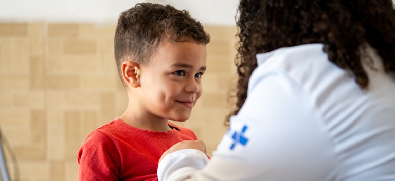 Agora Tem Especialistas: Ministério da Saúde estabelece as linhas de ação para reduzir tempo de espera por atendimento especializado no SUS