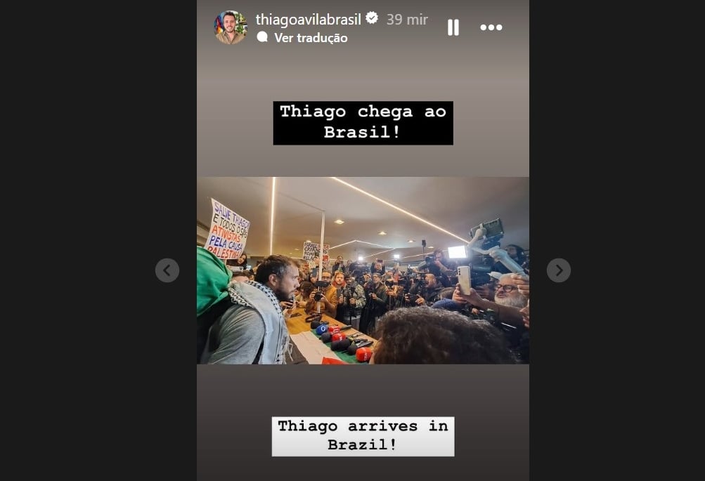 Nos Stories do Instagram, a chegada de Thiago Ávila na manhã desta sexta-feira em Guarulhos.