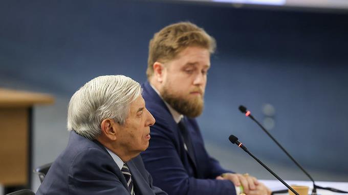 Augusto Heleno e o seu advogado Matheus Milanez.