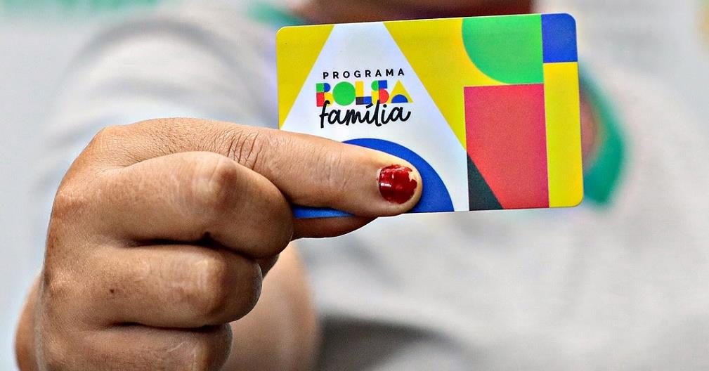 BPC e Bolsa Família: Congresso pode reverter vetos do governo