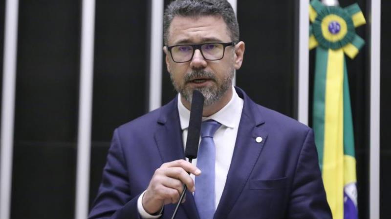 O deputado Marcos Pollon (PL-MS) é o autor da proposta.