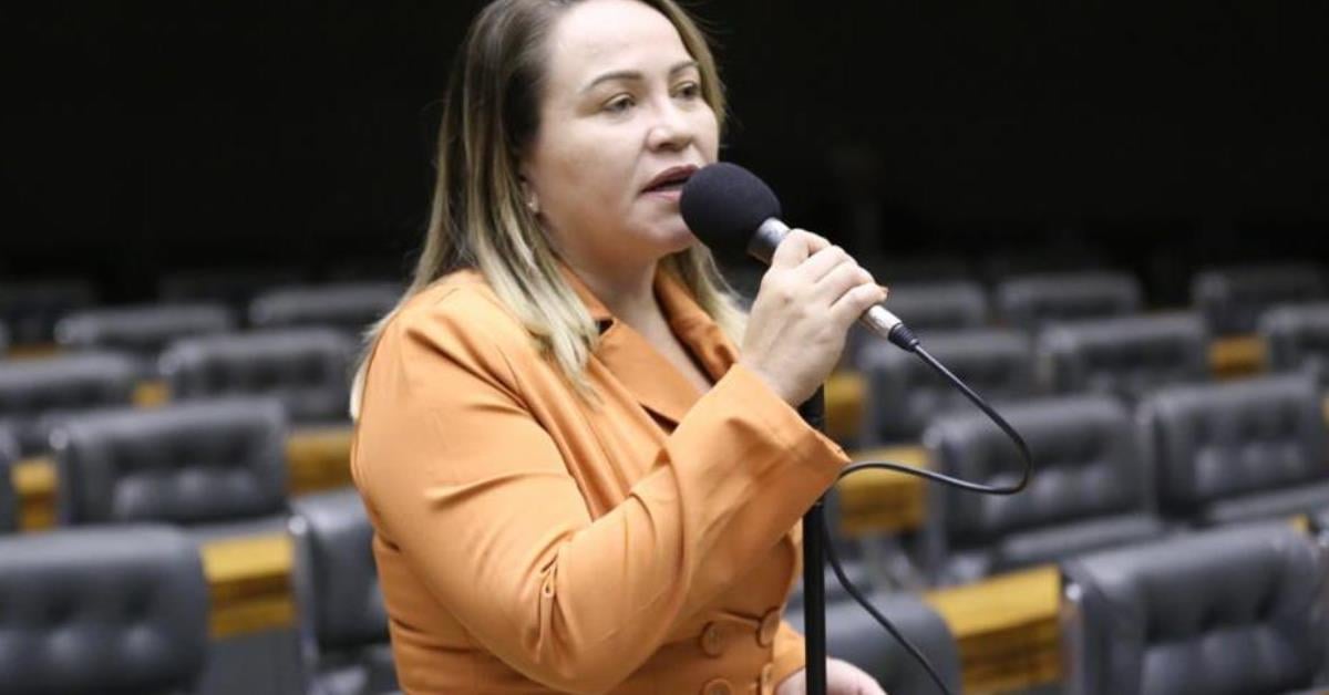 Câmara aprova projeto de incentivo salarial para enfermeiros do SUS