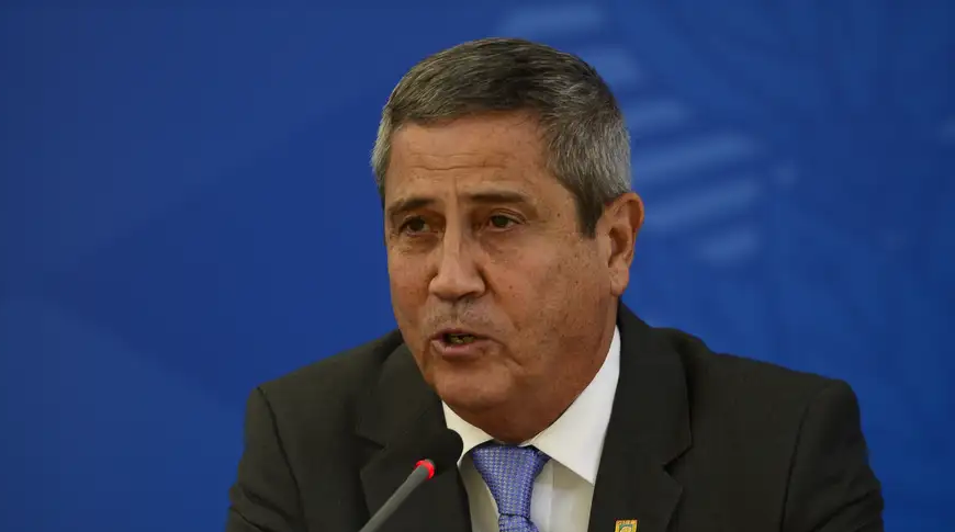 Braga Netto está preso desde dezembro, acusado de atrapalhar investigações.