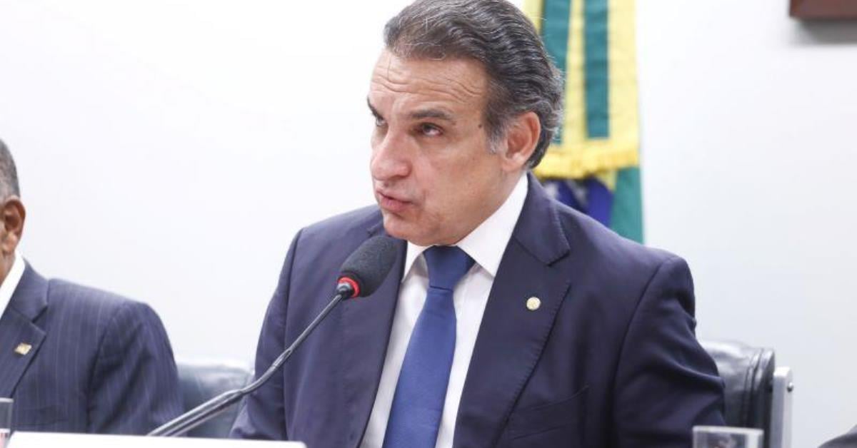 Comissão aprova prazo maior para quem tem deficiência obter CNH