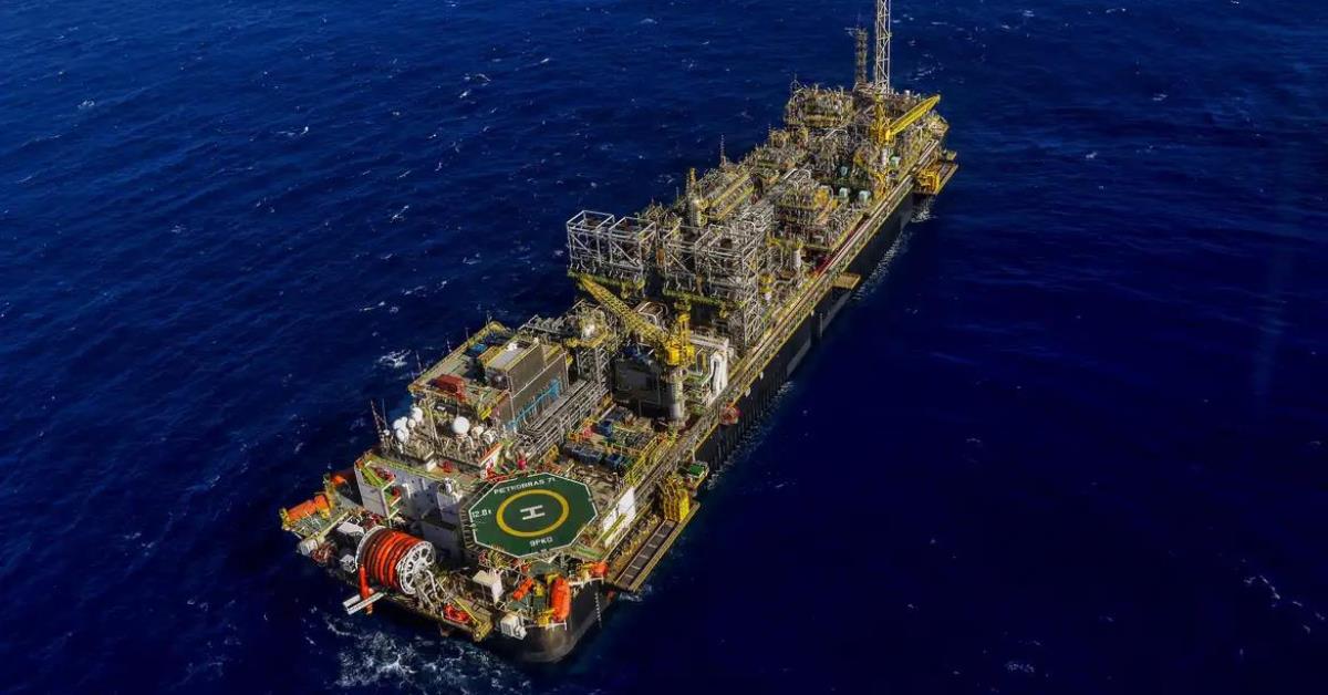 Comissão aprova projeto que retira preferência da Petrobras no pré-sal