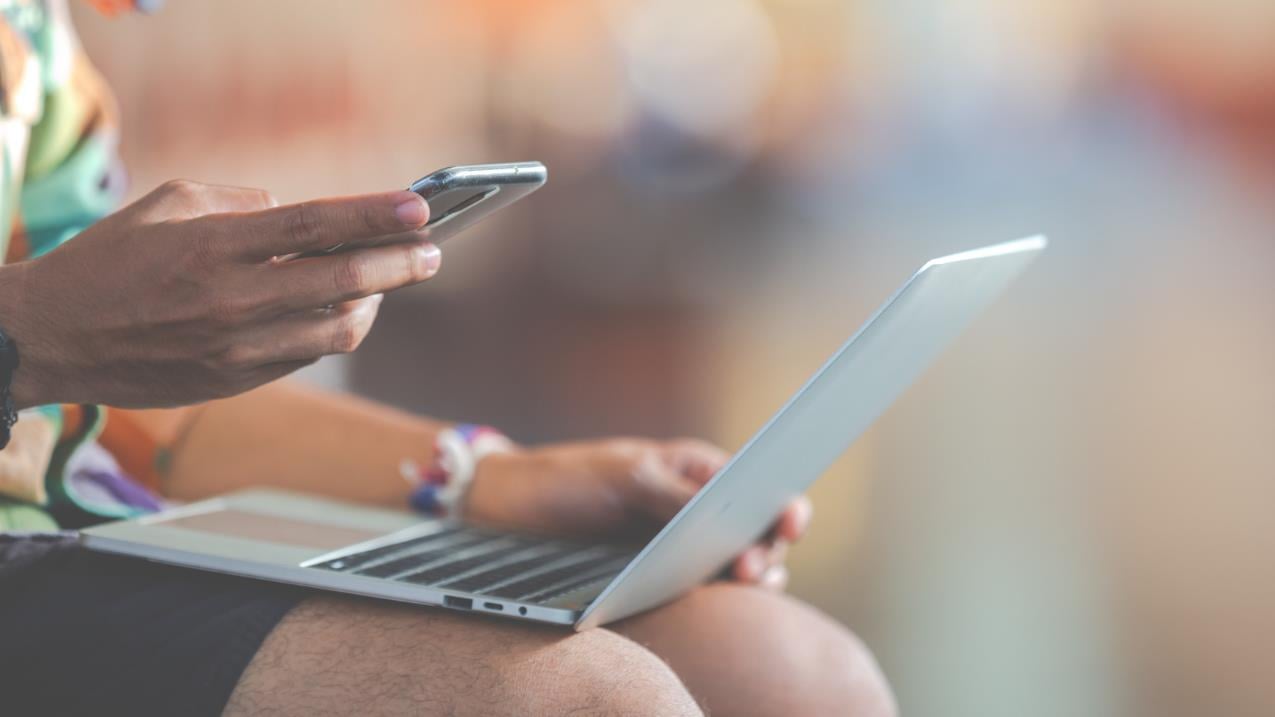 Projeto determina o ressarcimento automático ao consumidor em caso de falhas na prestação do serviço de internet. 