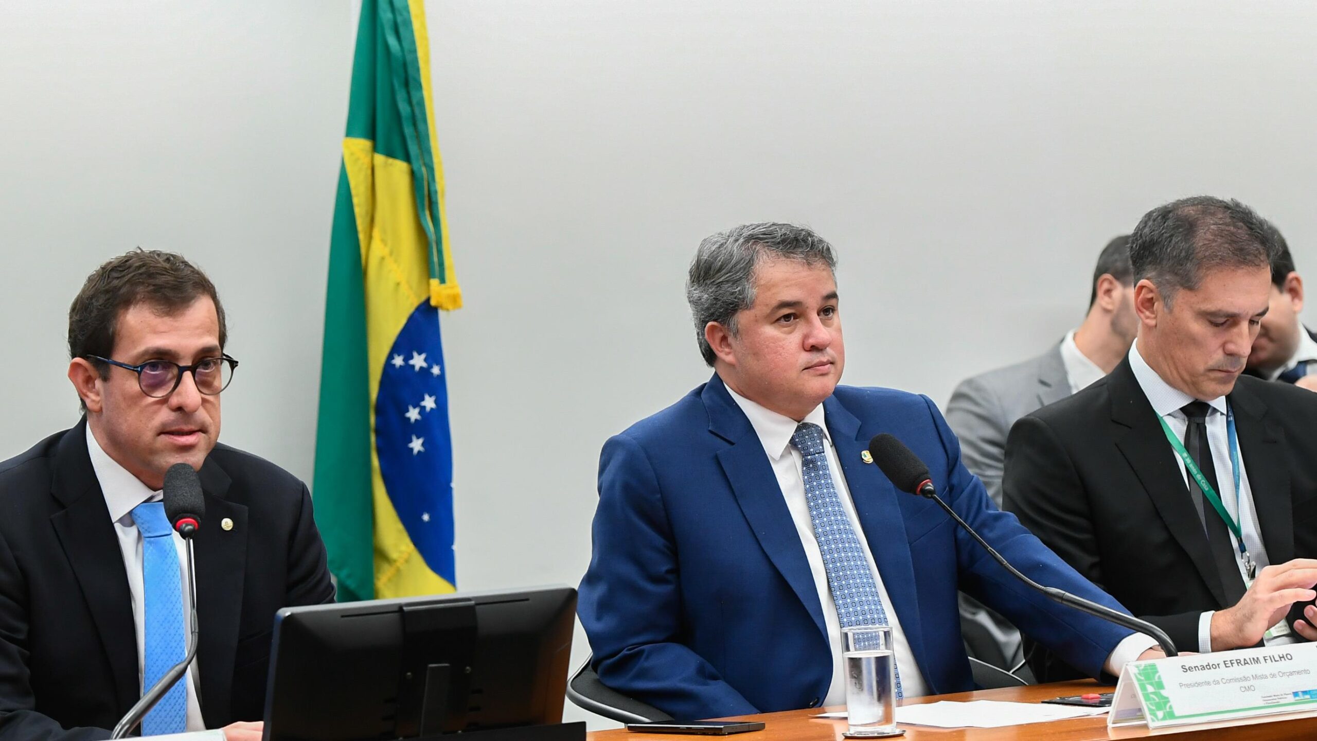 Comissão Mista de Planos, Orçamentos Públicos e Fiscalização.