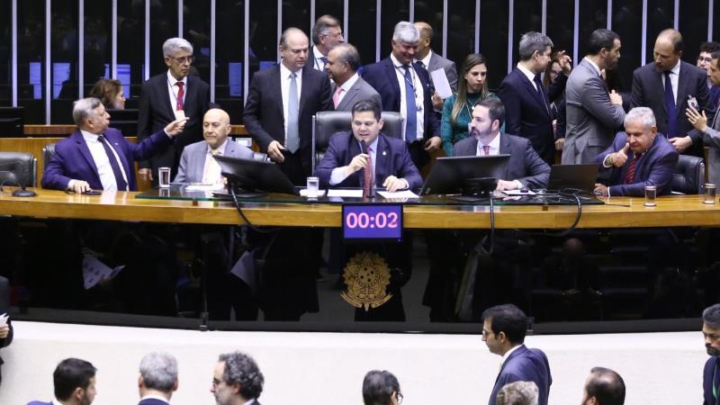 Pauta inclui vetos sobre execução de emendas parlamentares impositivas.