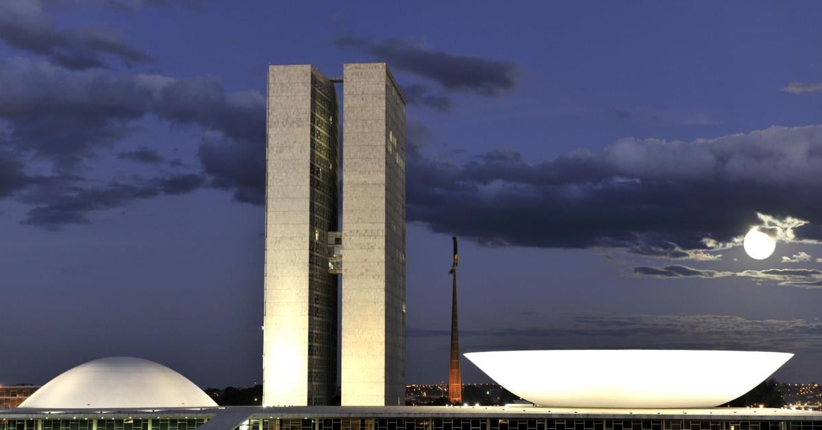 Congresso propõe uso de emendas para pagar profissionais da saúde