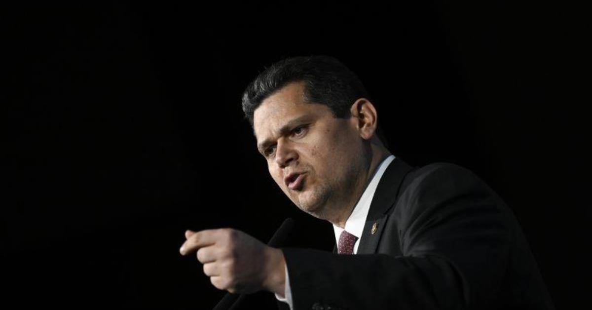 Davi Alcolumbre também falta a reunião sobre emendas no STF