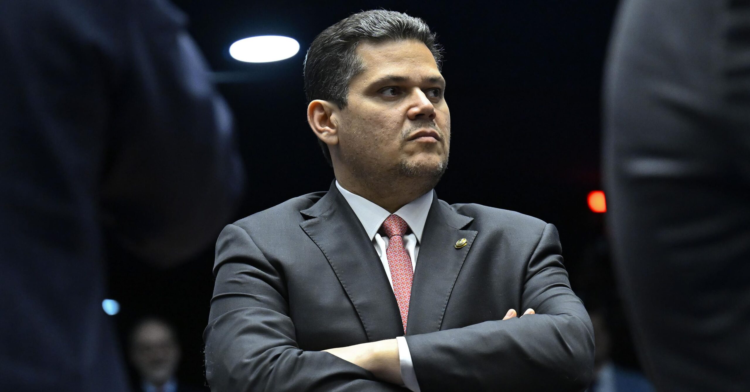 Davi critica imprensa e defende derrubada de vetos ao PL das Eólicas