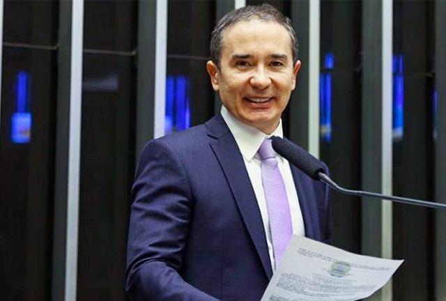 Deputado propõe programa nacional de proteção à infância vulnerável