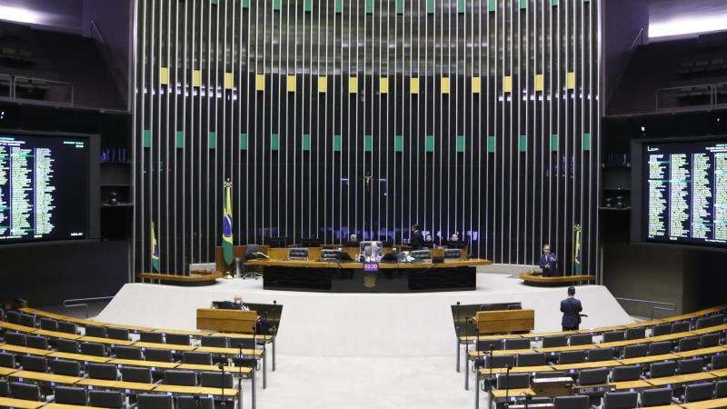 PT e federação Psol-Rede foram os únicos a orientar de forma contrária ao PDL.