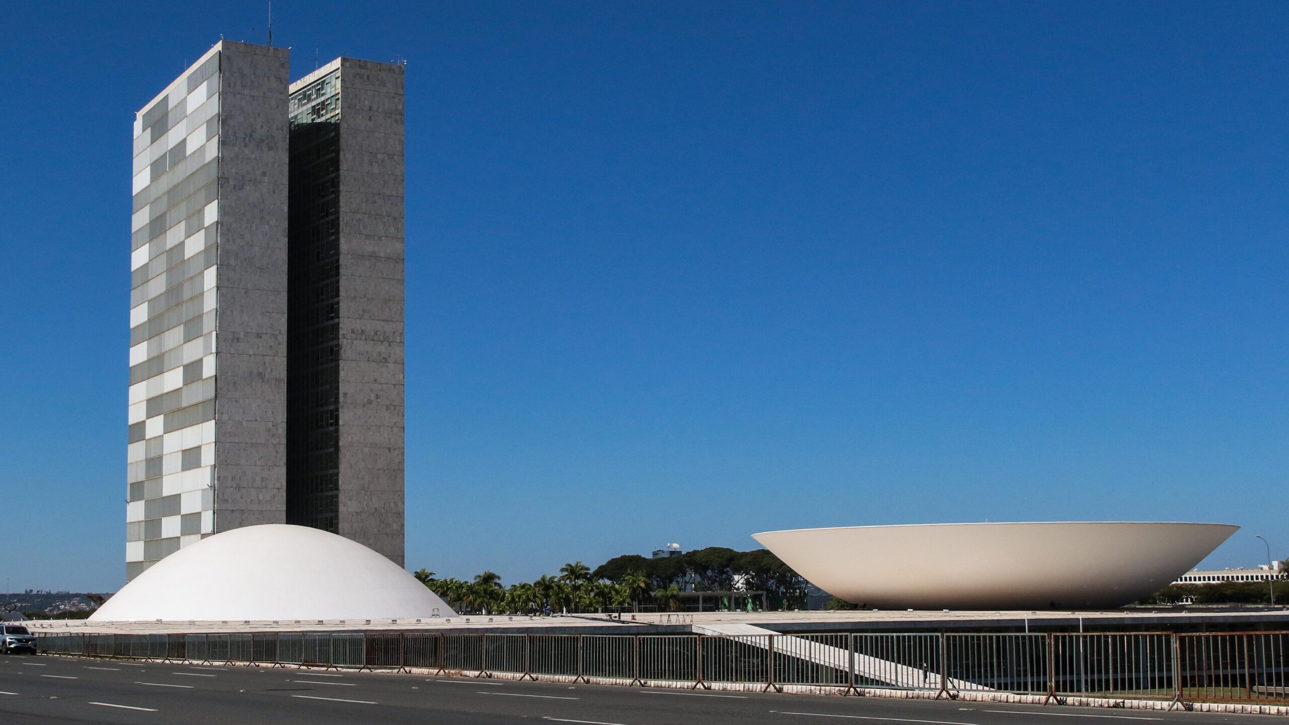 Vetos a bloqueios de emendas estão entre os principais itens na pauta do Congresso.
