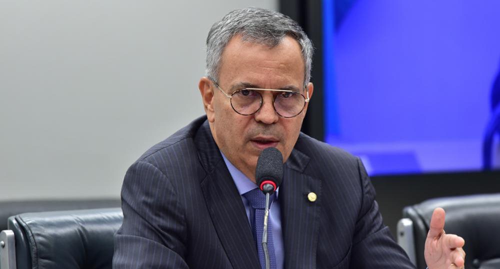 Félix Mendonça Jr. nega ligação com esquema de desvio de emendas