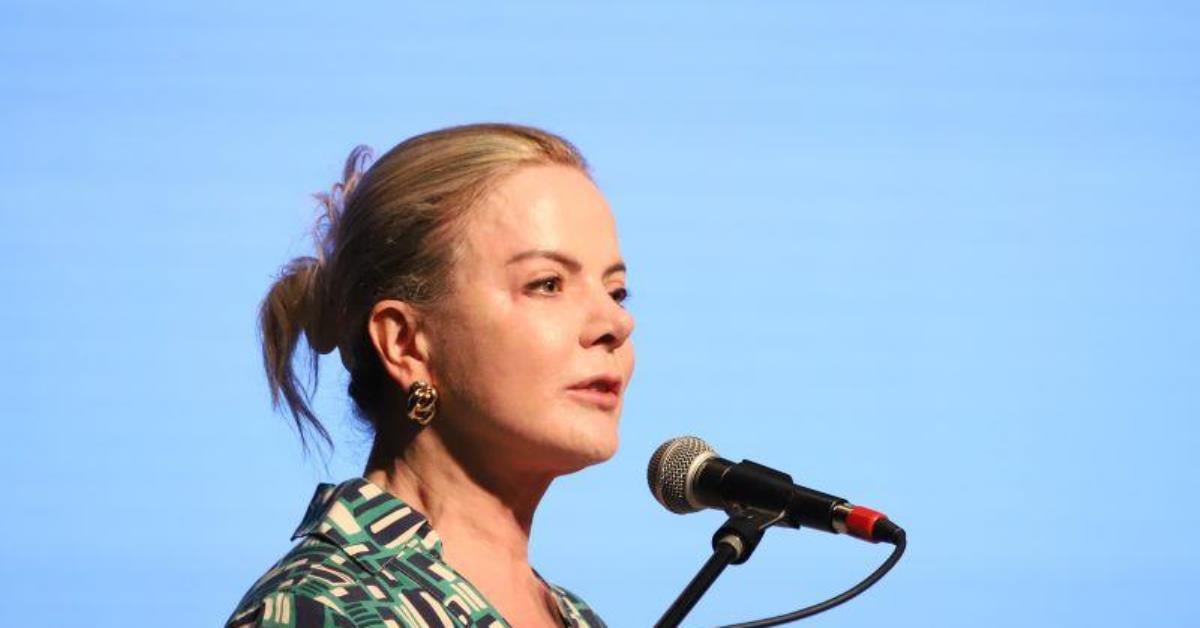 Gleisi diz que juros são “estratosféricos” e alta é “incompreensível”